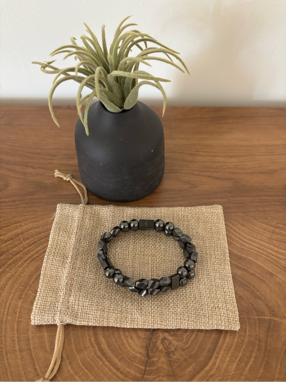Hematite Beaded Magnetic Therapy Bracelet - Gunmetal Gray